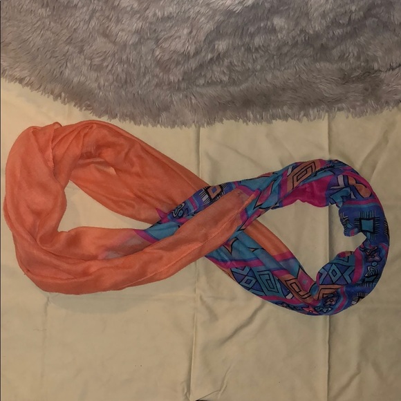 Infinity Scarf - Picture 2 of 3